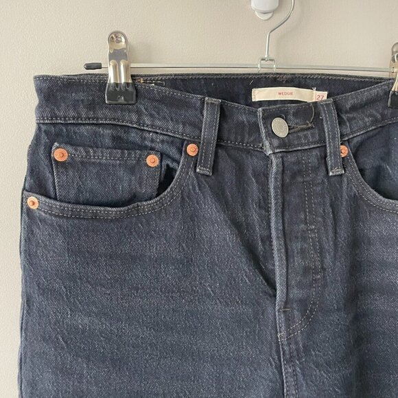 Levi's Wedgie High Rise Button Fly Waist Denim Dark Wash Skinny Jeans Black 27 - Picture 4 of 10